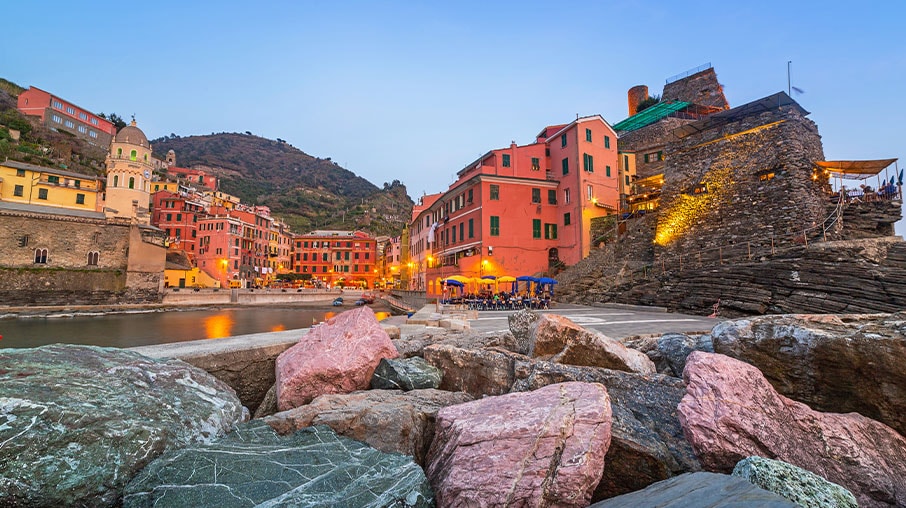 Image of city inLibia.